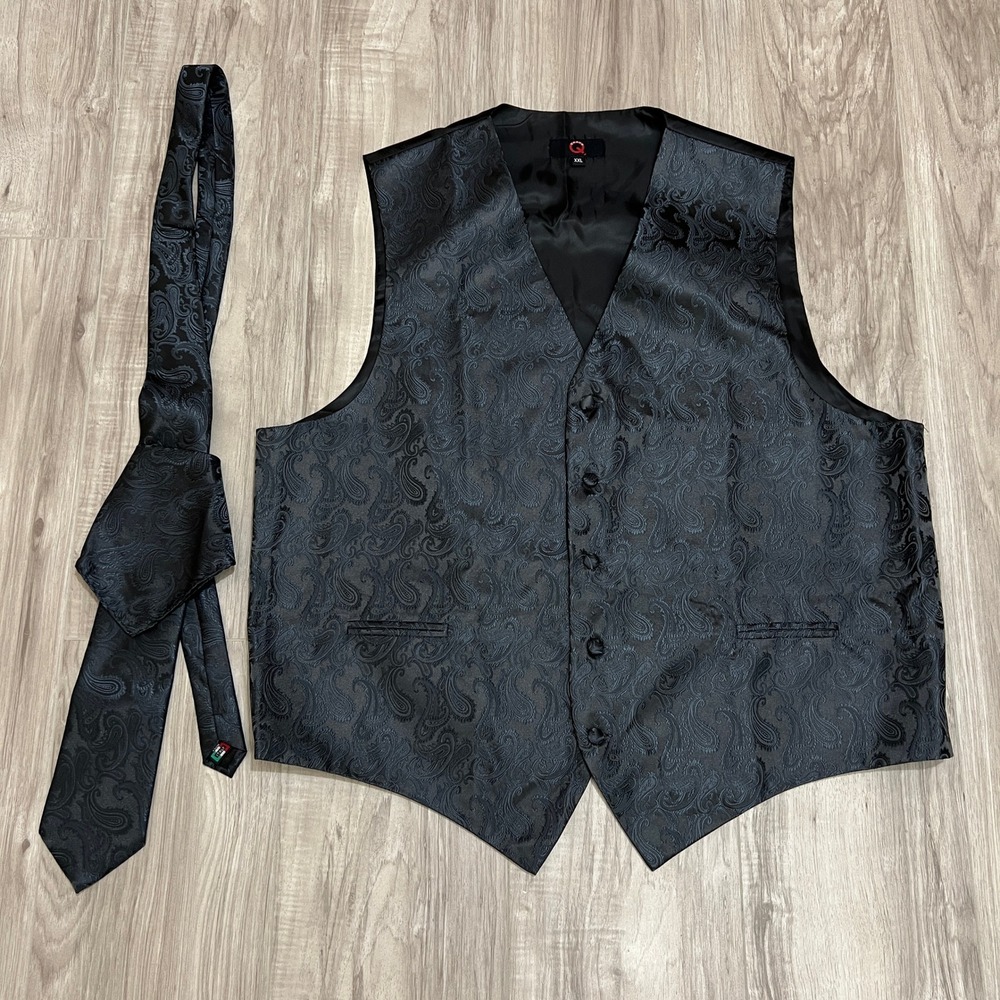Brand Q Mens Charcoal Gray Paisley Vest & Matching Ascot Tie Set Size XXL Formal
